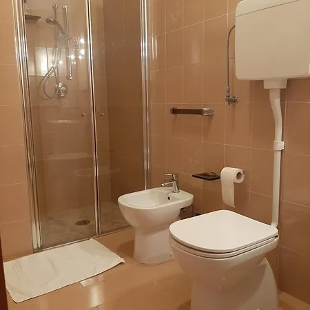 Porto Vecchio Con Parcheggio A Pochi Passi Dal Castello Bed & Breakfast *